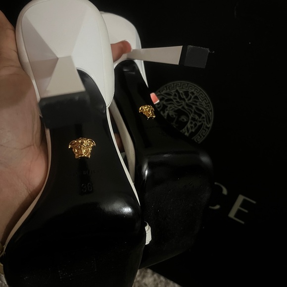 Versace White Heels with Gold Chain Detail - Picture 7 of 7